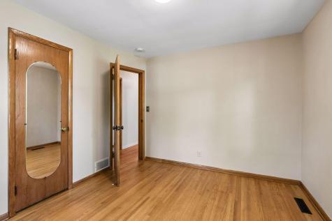 3232 Drew Avenue N Robbinsdale MN 55422