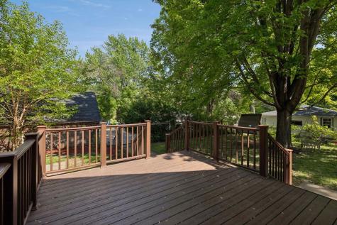 3232 Drew Avenue N Robbinsdale MN 55422
