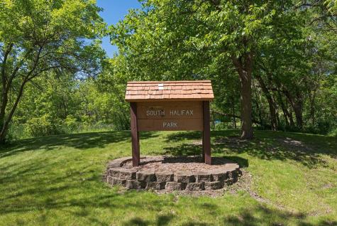 3232 Drew Avenue N Robbinsdale MN 55422