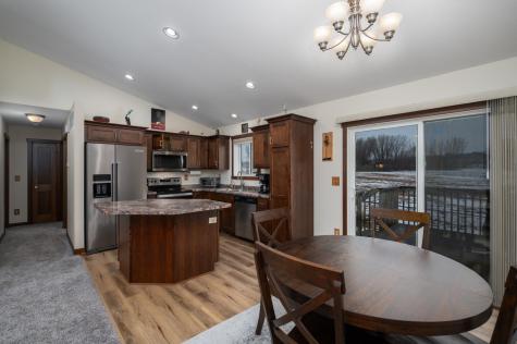 5413 Weatherstone Drive NW Rochester MN 55901