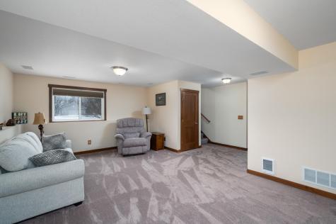 5413 Weatherstone Drive NW Rochester MN 55901