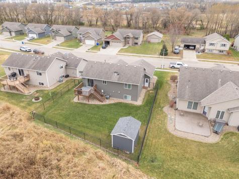 5413 Weatherstone Drive NW Rochester MN 55901