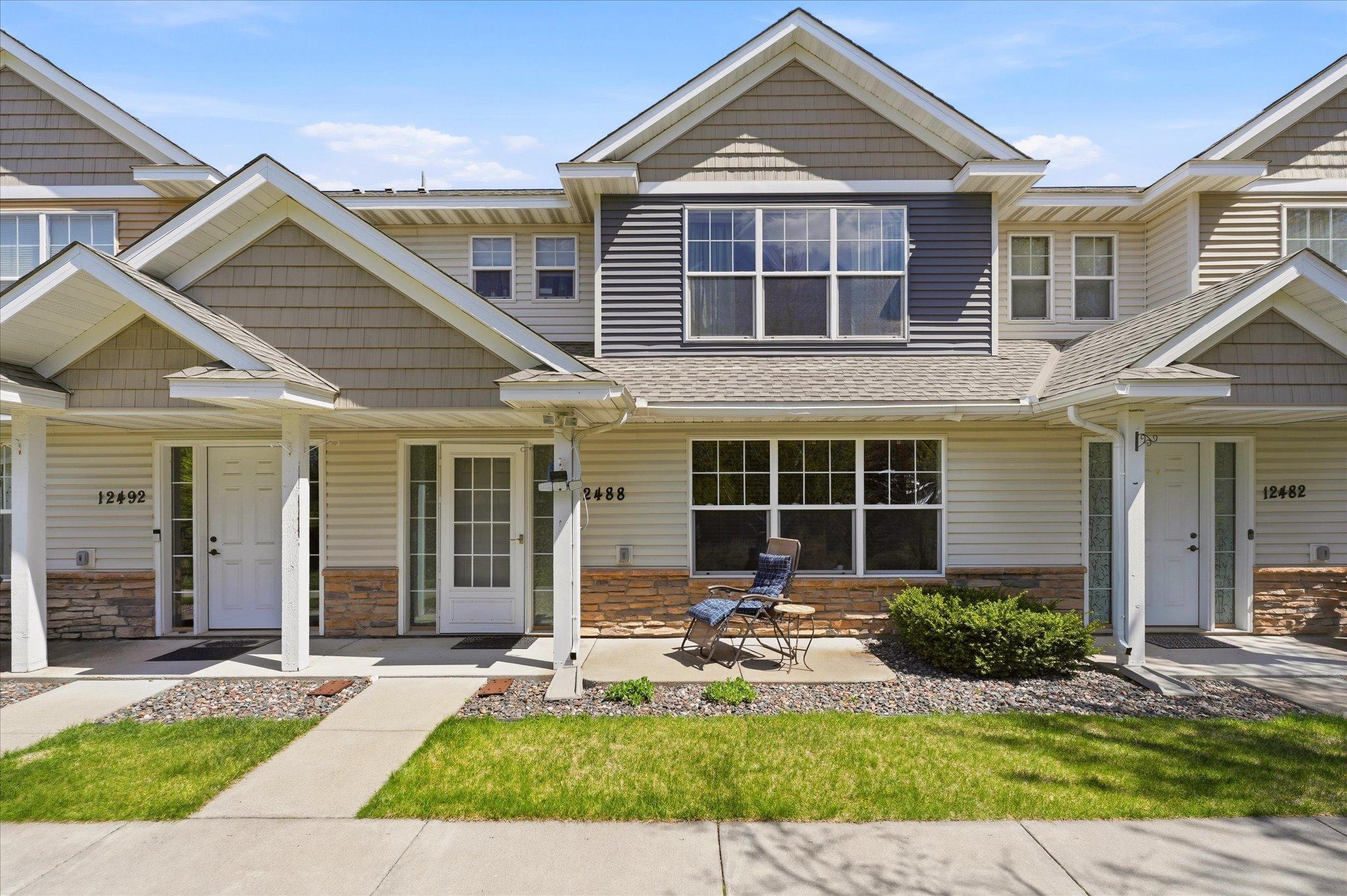 12488 Eagle Street NW Coon Rapids MN 55448