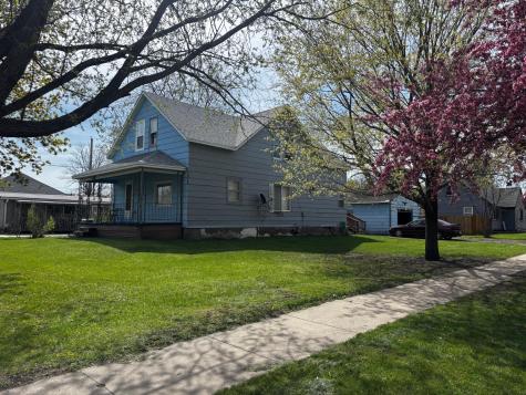 904 4th Street SE Pipestone MN 56164