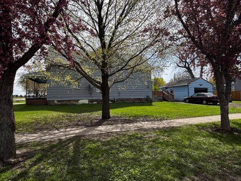 904 4th Street SE Pipestone MN 56164