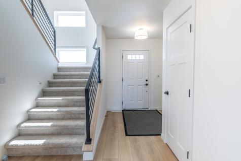 6841 Sunrise Point Horace ND 58047