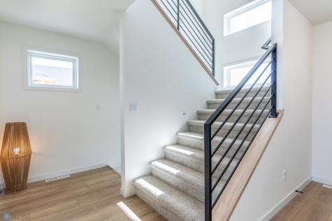 6841 Sunrise Point Horace ND 58047