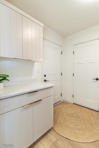 6841 Sunrise Point Horace ND 58047