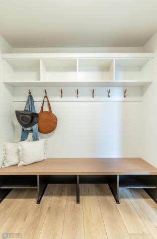 6841 Sunrise Point Horace ND 58047