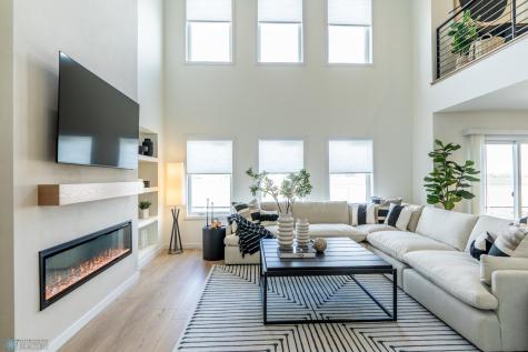 6841 Sunrise Point Horace ND 58047