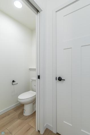 6841 Sunrise Point Horace ND 58047