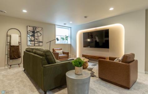 6841 Sunrise Point Horace ND 58047