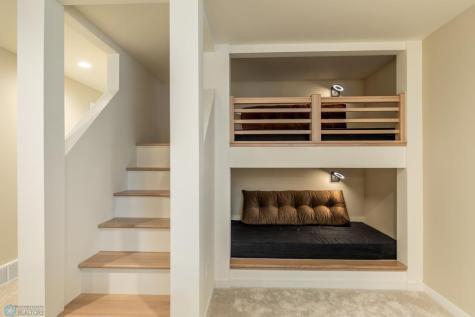 6841 Sunrise Point Horace ND 58047