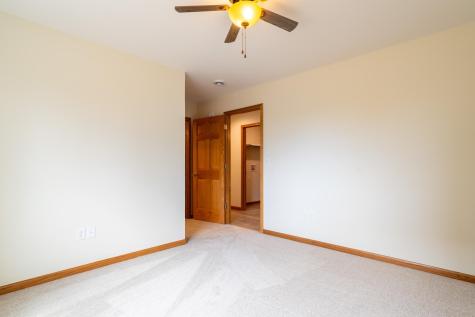 1244 4th Avenue NW Valley City ND 58072