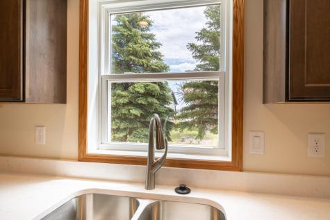 1244 4th Avenue NW Valley City ND 58072