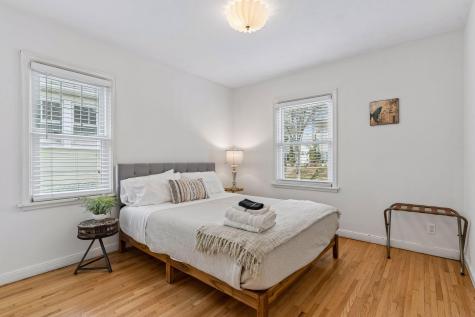 1654 Juno Avenue Saint Paul MN 55116