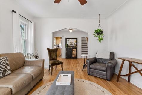 1654 Juno Avenue Saint Paul MN 55116