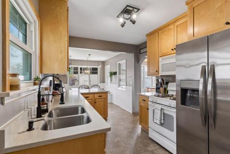 1654 Juno Avenue Saint Paul MN 55116
