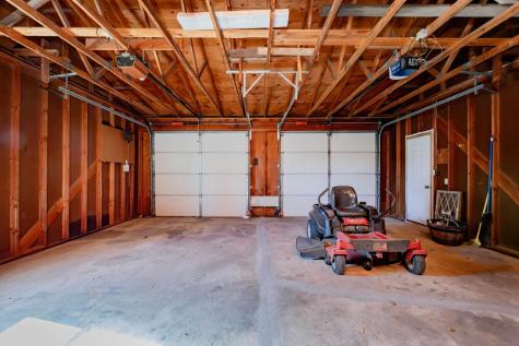 711 Oak Street Lisbon ND 58054