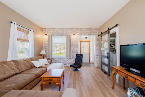711 Oak Street Lisbon ND 58054
