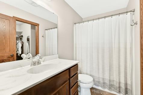 4553 Arctic Fox Road NW Rochester MN 55901