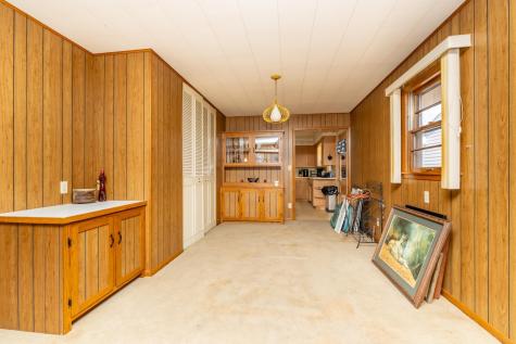 709 Shakopee Avenue E Shakopee MN 55379