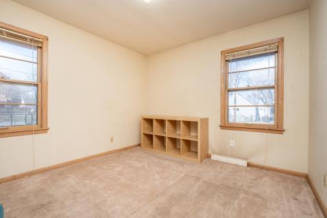 709 Shakopee Avenue E Shakopee MN 55379