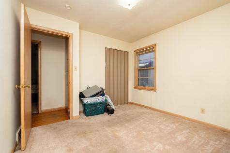 709 Shakopee Avenue E Shakopee MN 55379