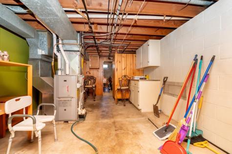 709 Shakopee Avenue E Shakopee MN 55379