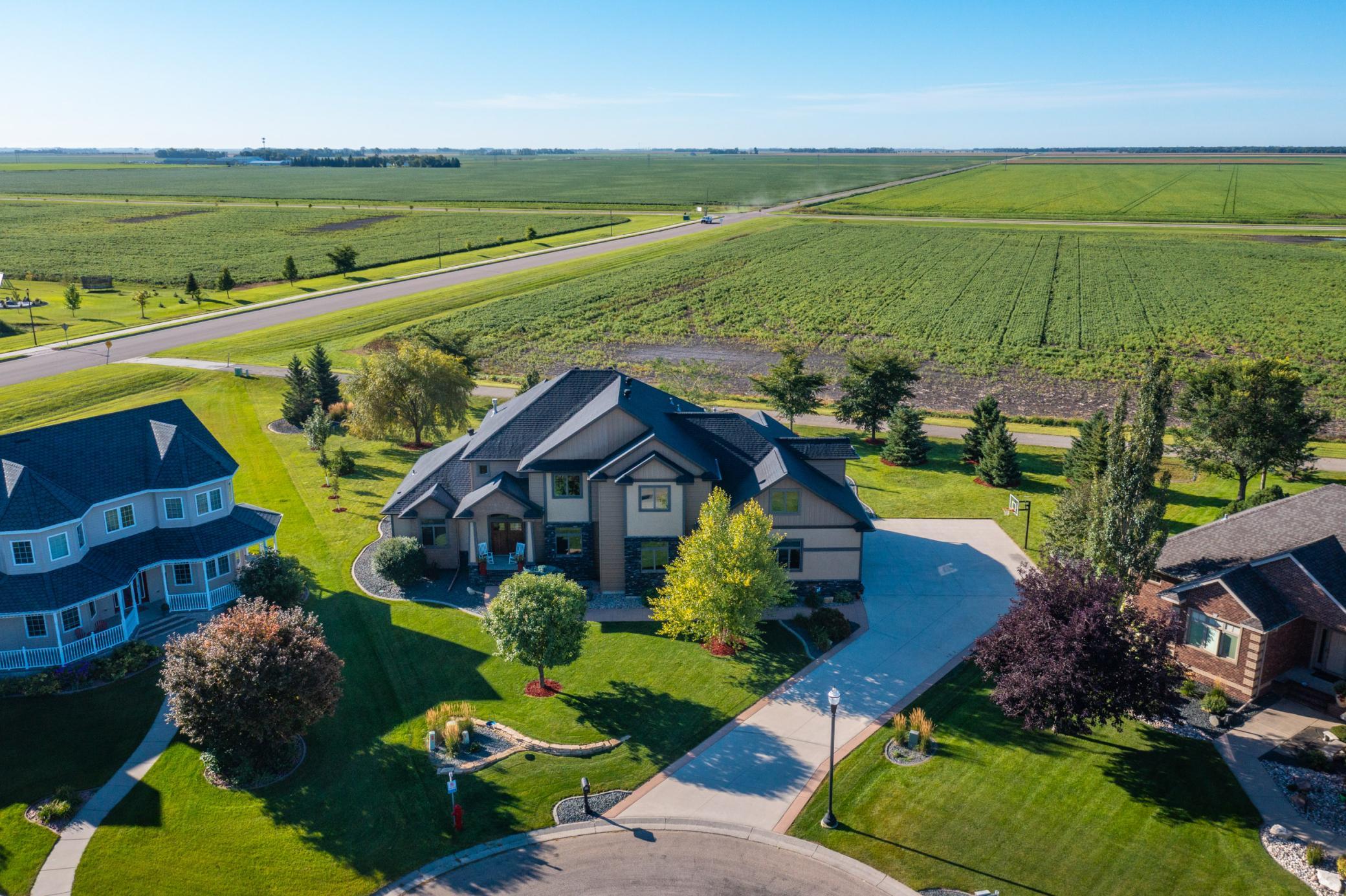 4856 2nd Street SW Moorhead MN 56560
