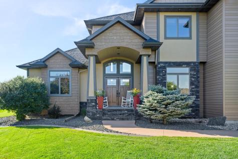 4856 2nd Street SW Moorhead MN 56560