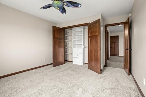 4856 2nd Street SW Moorhead MN 56560