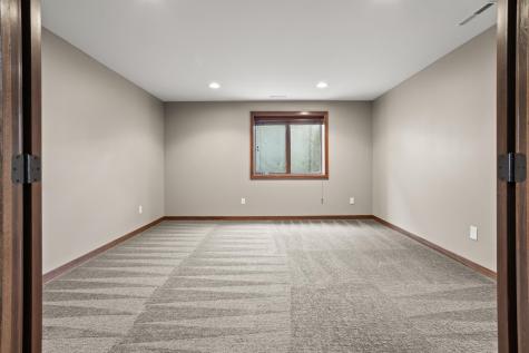 4856 2nd Street SW Moorhead MN 56560