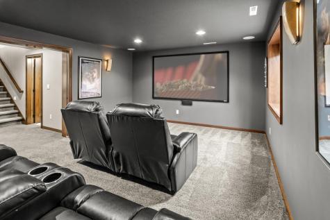 4856 2nd Street SW Moorhead MN 56560