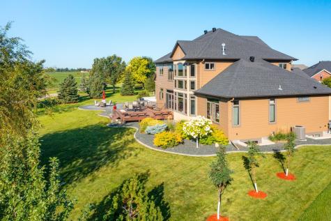 4856 2nd Street SW Moorhead MN 56560