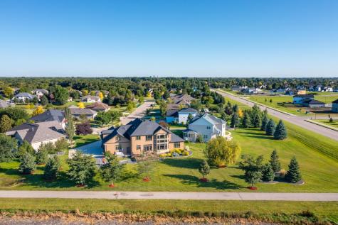 4856 2nd Street SW Moorhead MN 56560