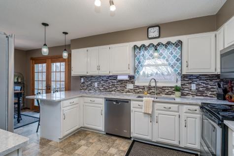 115 Tami Lane Mankato MN 56001