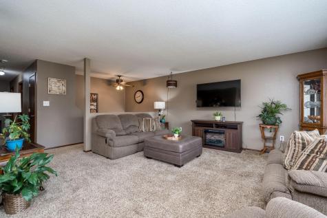 115 Tami Lane Mankato MN 56001