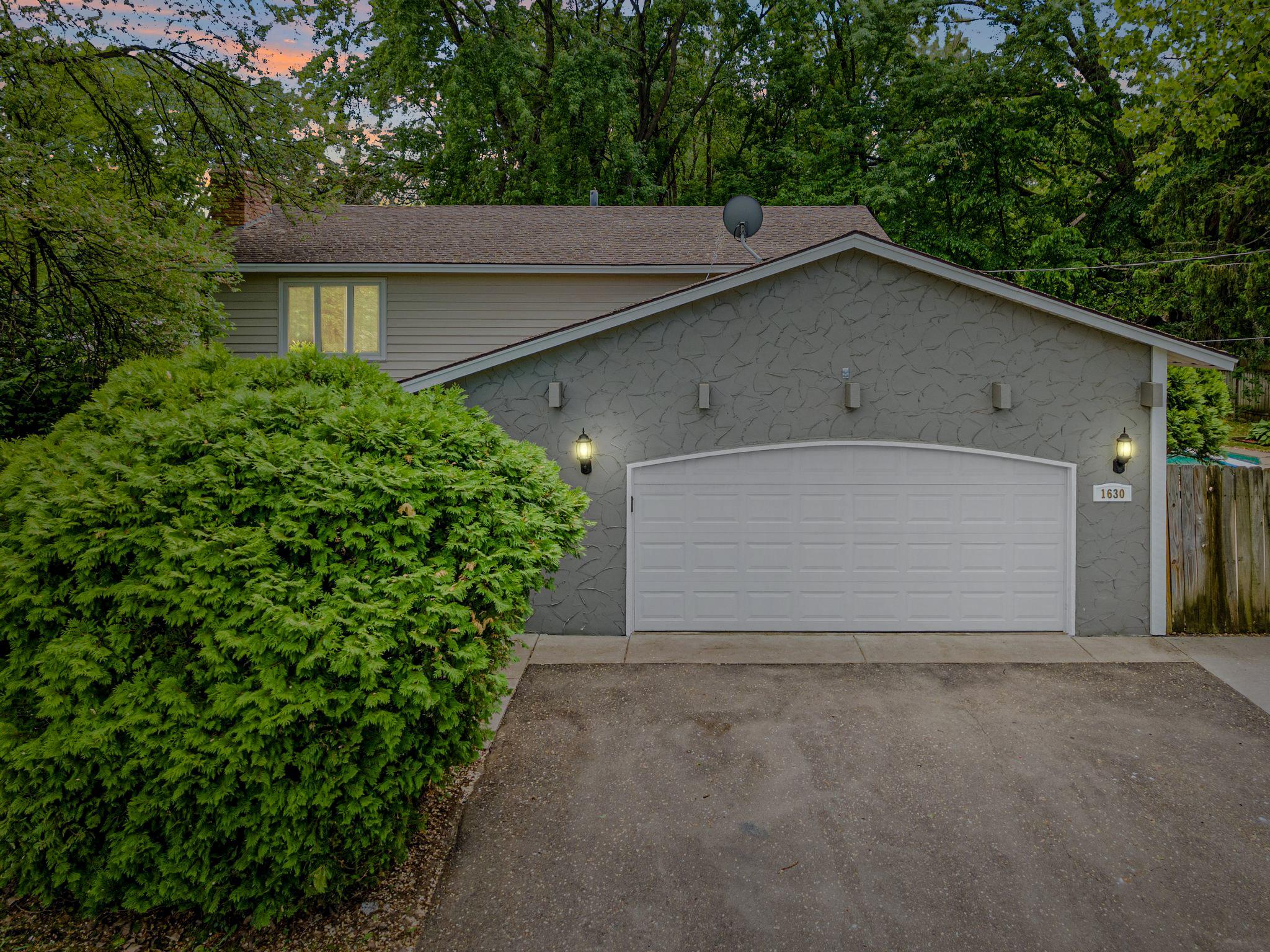 1630 Rice Creek Road NE Fridley MN 55432