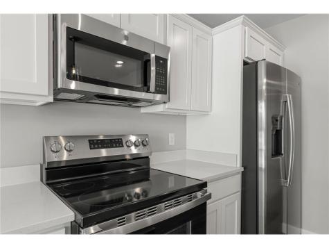 1596 76th Street W Inver Grove Heights MN 55077