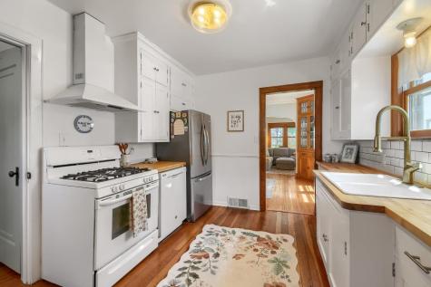 1545 Simpson Street Saint Paul MN 55108