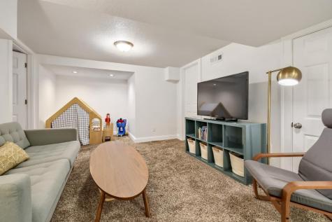 1545 Simpson Street Saint Paul MN 55108