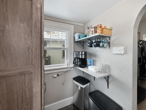 337 Elmwood Avenue S Fargo ND 58103