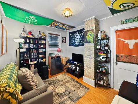 337 Elmwood Avenue S Fargo ND 58103