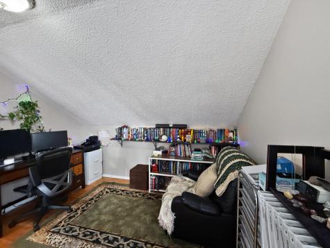 337 Elmwood Avenue S Fargo ND 58103