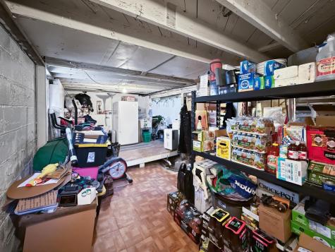 337 Elmwood Avenue S Fargo ND 58103