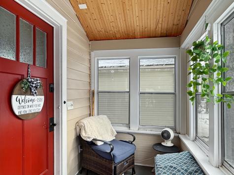 337 Elmwood Avenue S Fargo ND 58103