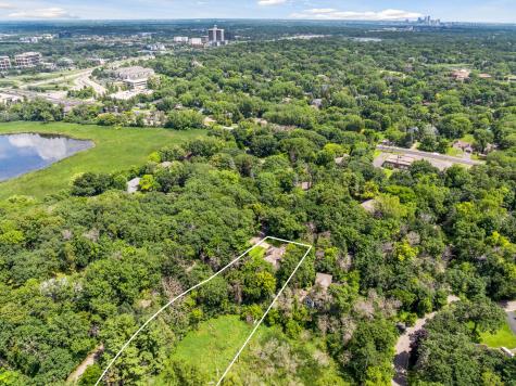 11405 Timberline Road Minnetonka MN 55305