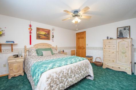 495 3rd Avenue Davenport ND 58021
