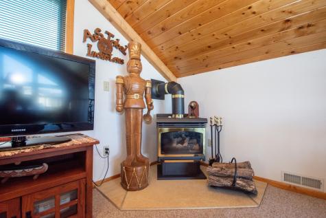 495 3rd Avenue Davenport ND 58021